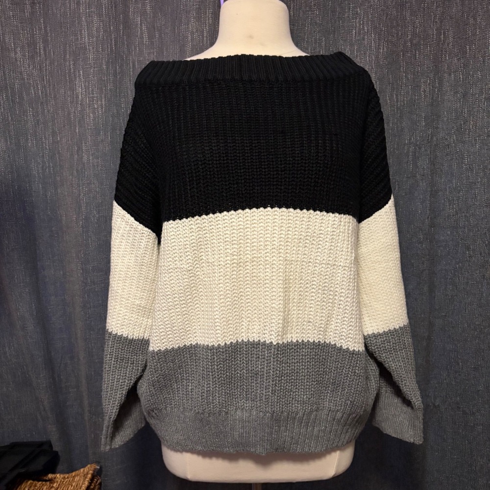 Colorblock Chunky Knit Oversize Sweater Black Cream Gray Boat Neck (Women's M)